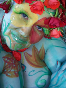 Weibsbilder by Claudia Häußer